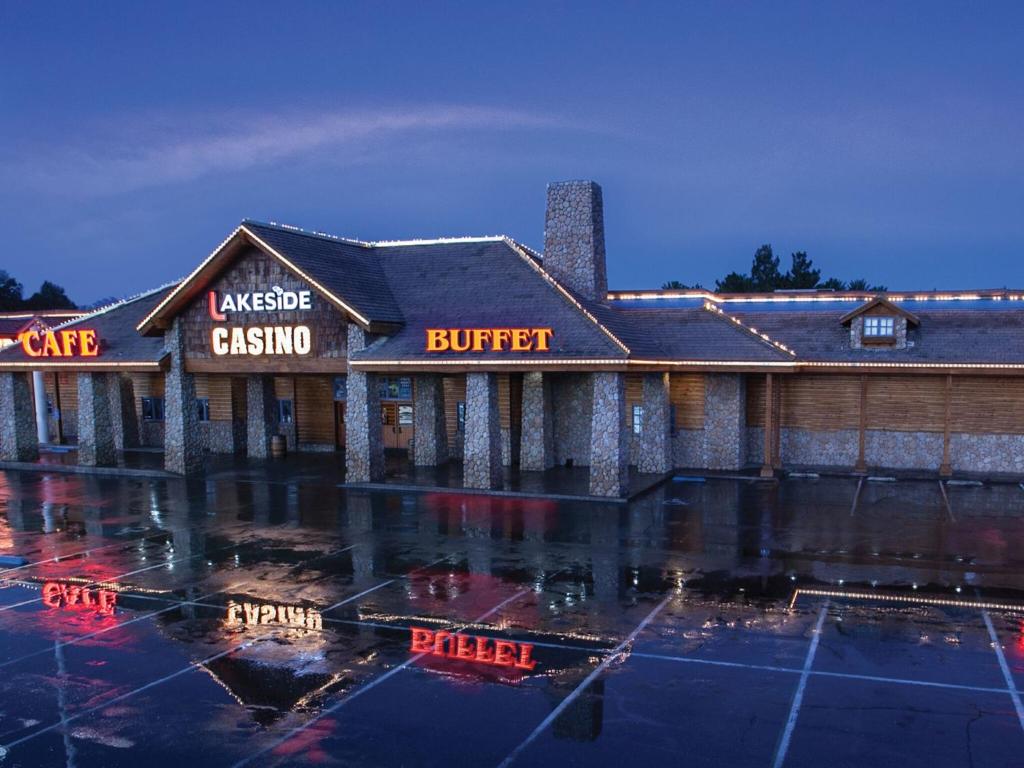 Lakeside Casino &amp; RV Park